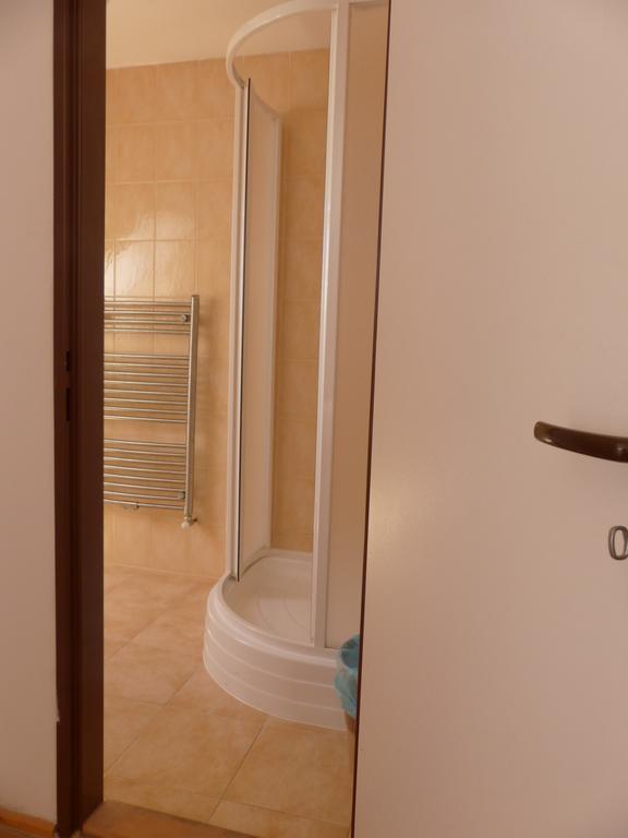 Bizoni Dvur Hotel Retenice Exterior photo